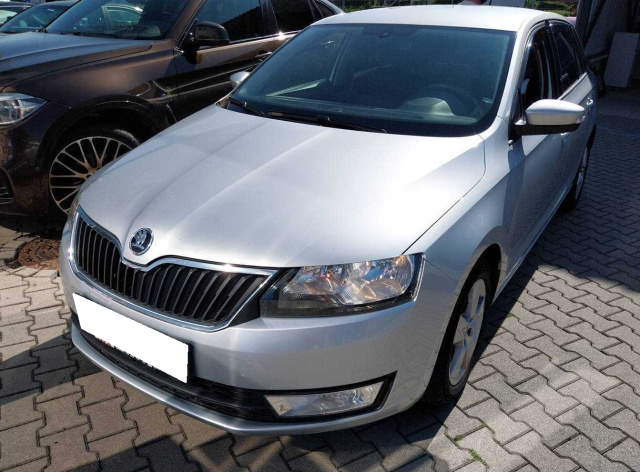 Škoda Rapid Spaceback 2016