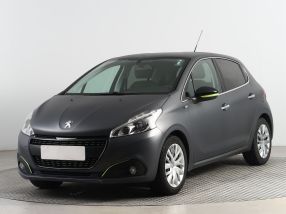Peugeot 208 - 2016