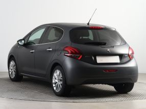 Peugeot 208 - 2016
