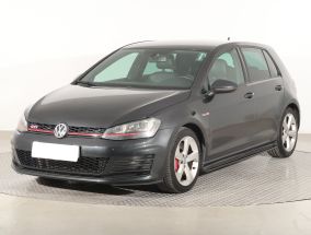 Volkswagen Golf - 2015