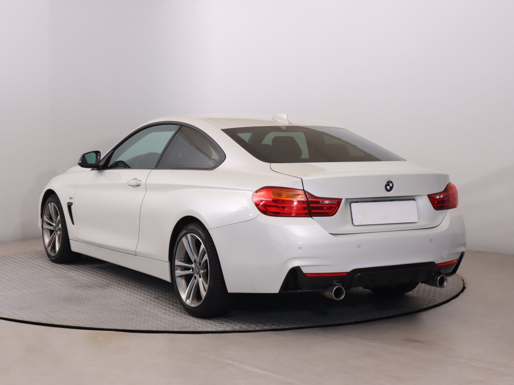 BMW 4