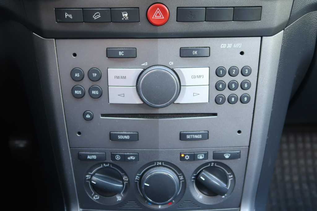 Opel Antara