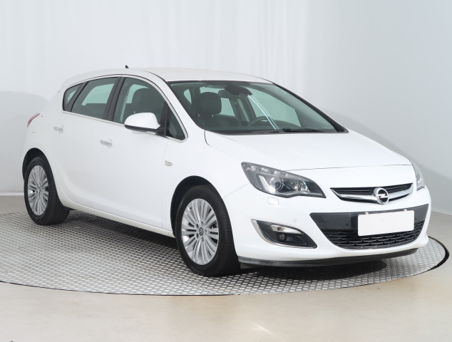 Opel Astra 2013