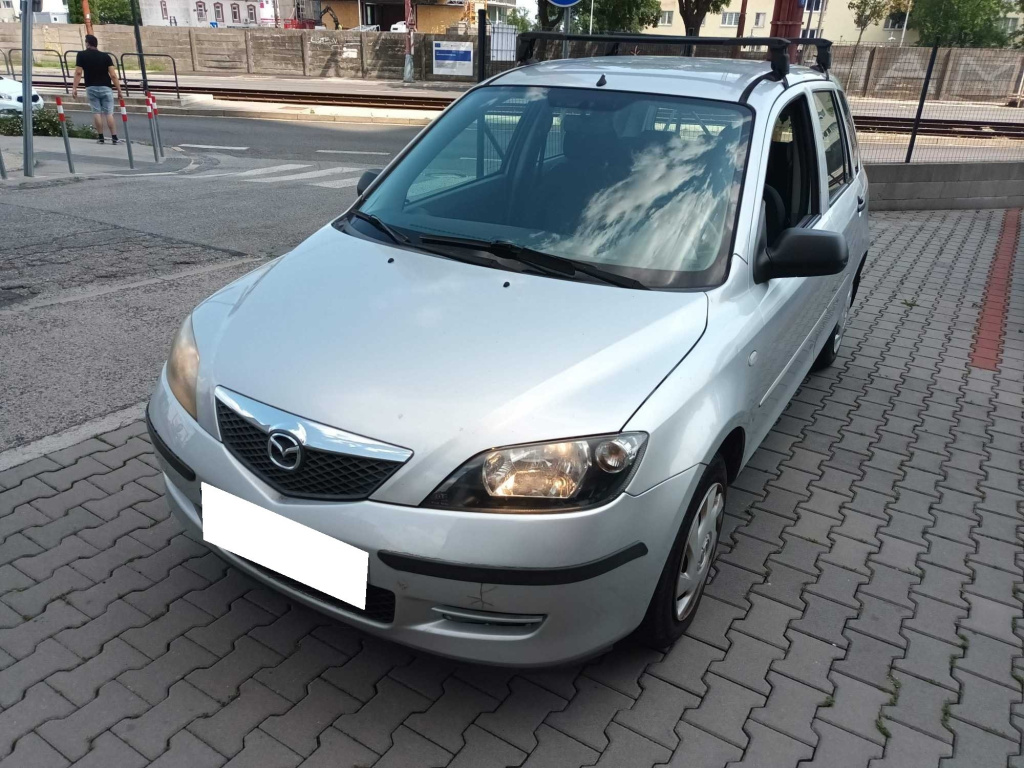 Mazda 2