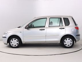 Mazda 2 - 2004