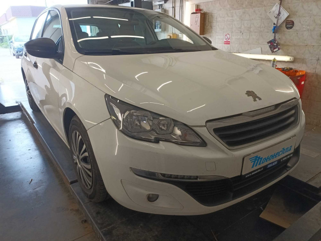 Peugeot 308 2015