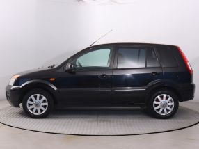 Ford Fusion - 2010