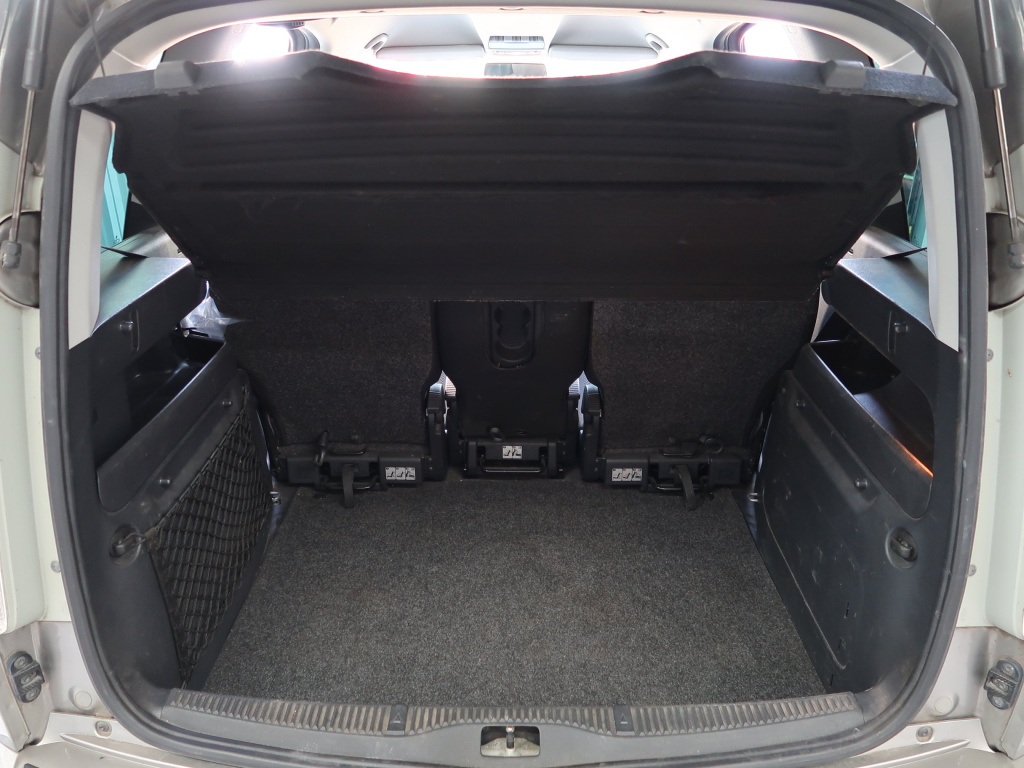 Škoda Roomster