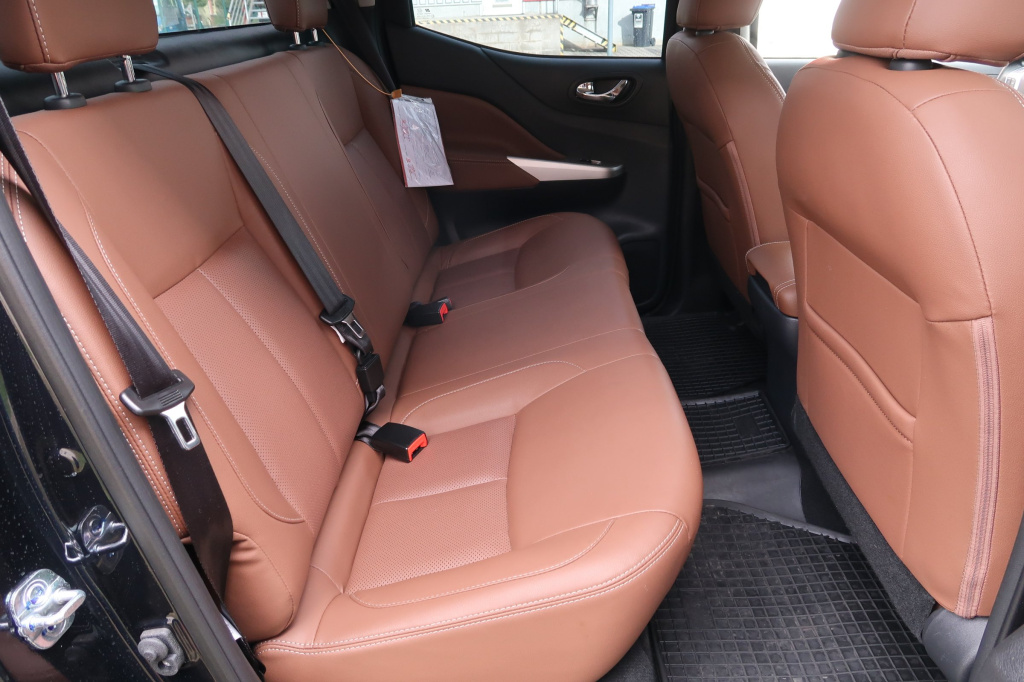 Dongfeng DF6