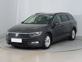 Volkswagen Passat - 2015