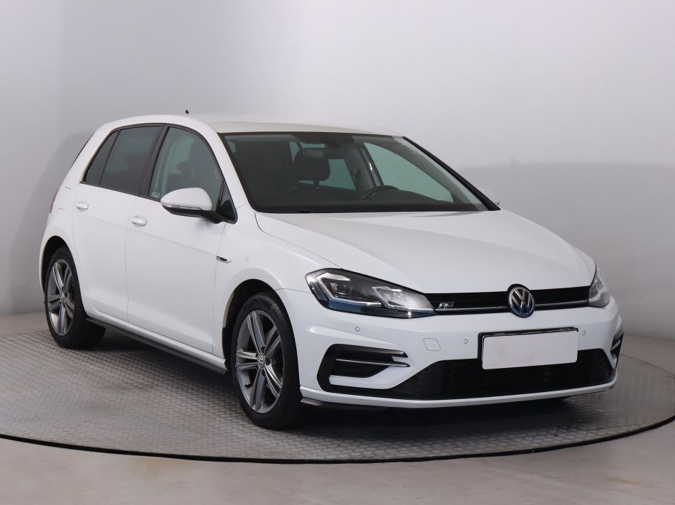 Volkswagen Golf - 2018