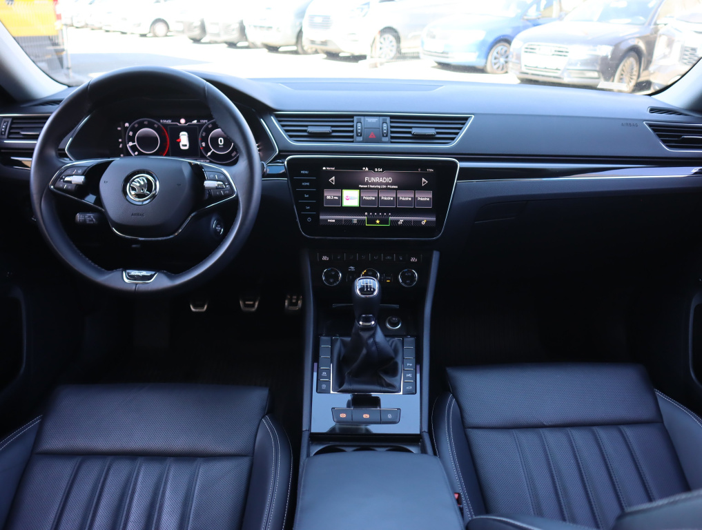 Škoda Superb