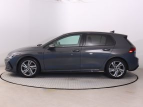 Volkswagen Golf - 2022