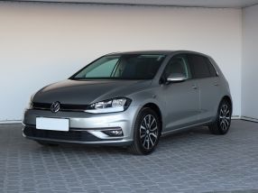 Volkswagen Golf - 2017
