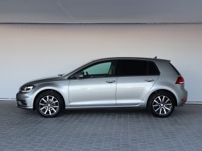 Volkswagen Golf - 2017