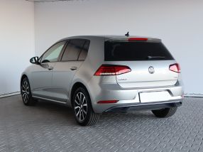 Volkswagen Golf - 2017