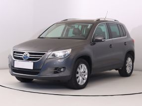 Volkswagen Tiguan - 2011