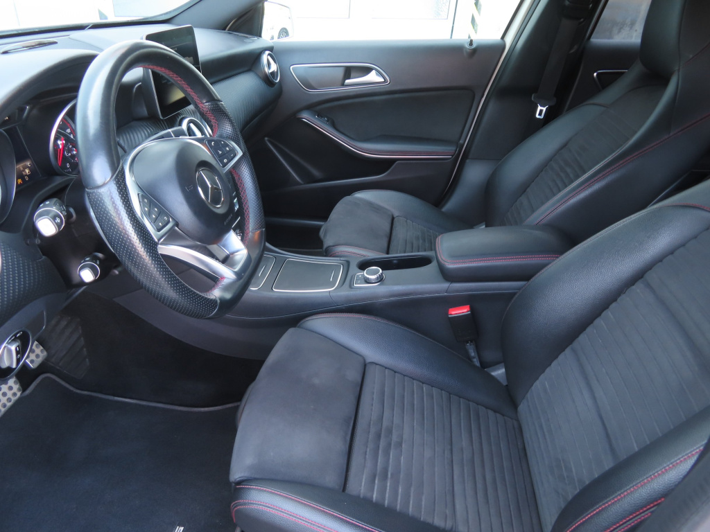 Mercedes-Benz A
