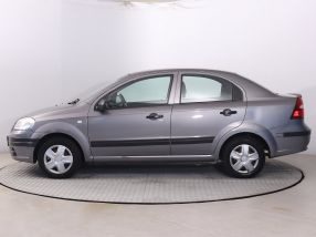 Chevrolet Aveo - 2011