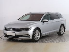 Volkswagen Passat - 2015