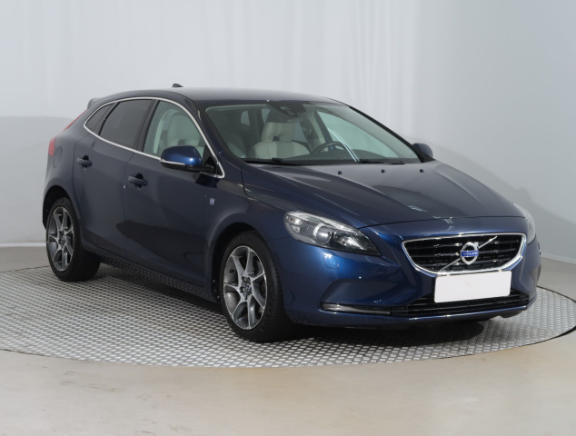 Volvo V40 2014