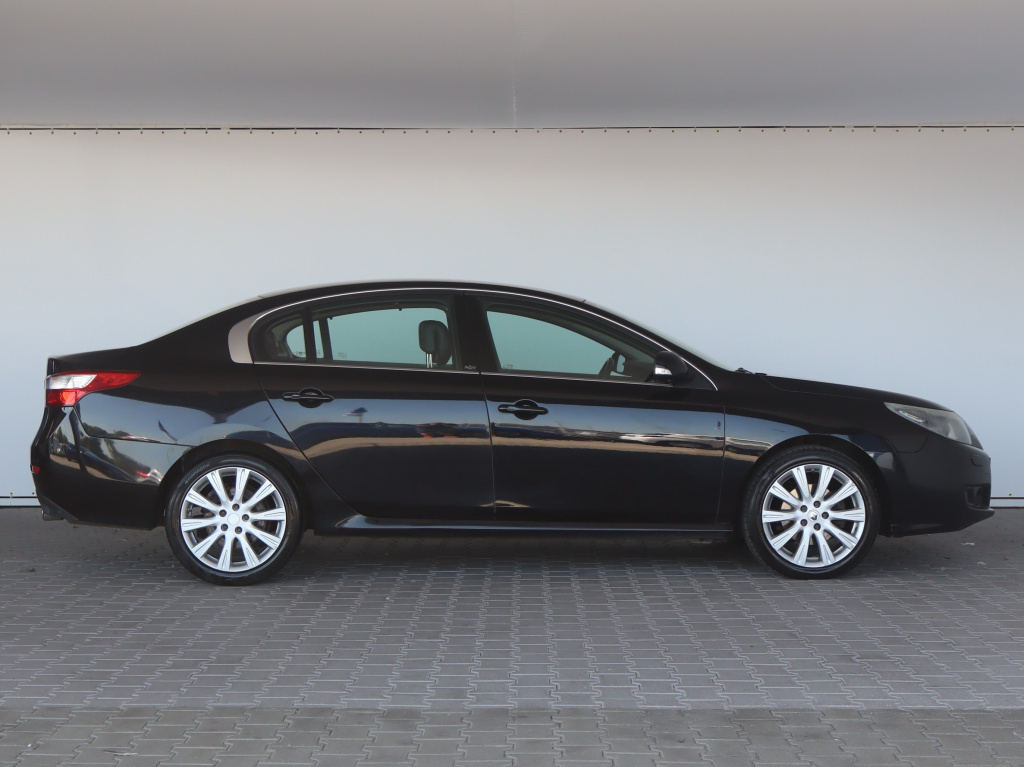 Renault Latitude