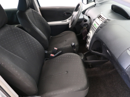 Toyota Yaris 2006