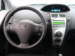 Toyota Yaris 2006