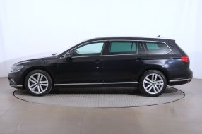 Volkswagen Passat - 2020