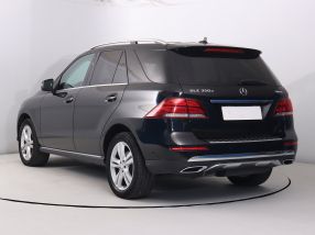 Mercedes-Benz GLE - 2016