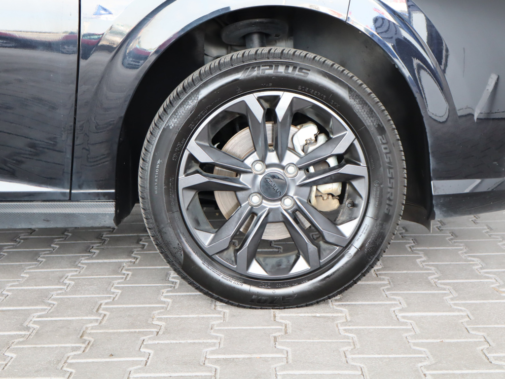 Dongfeng Shine