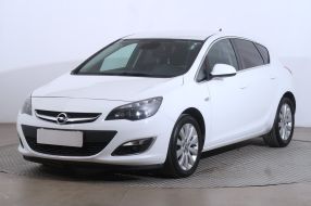Opel Astra - 2014