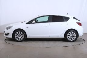 Opel Astra - 2014