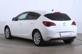 Opel Astra - 2014