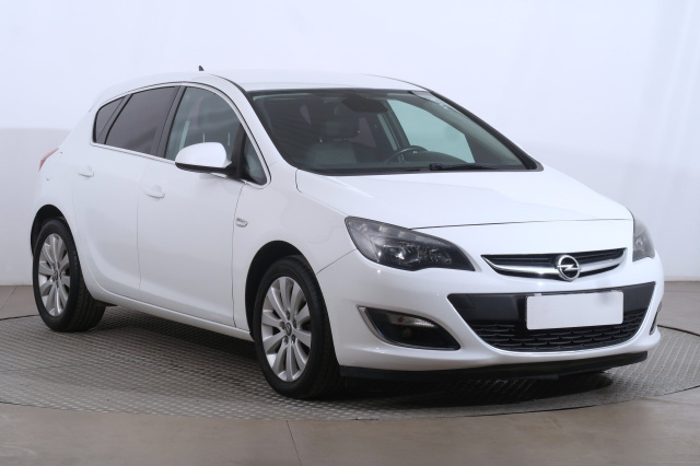 Opel Astra 2014