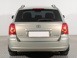 Toyota Avensis 2005