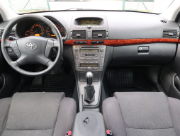 Toyota Avensis 2005