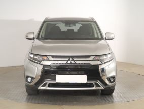 Mitsubishi Outlander - 2019