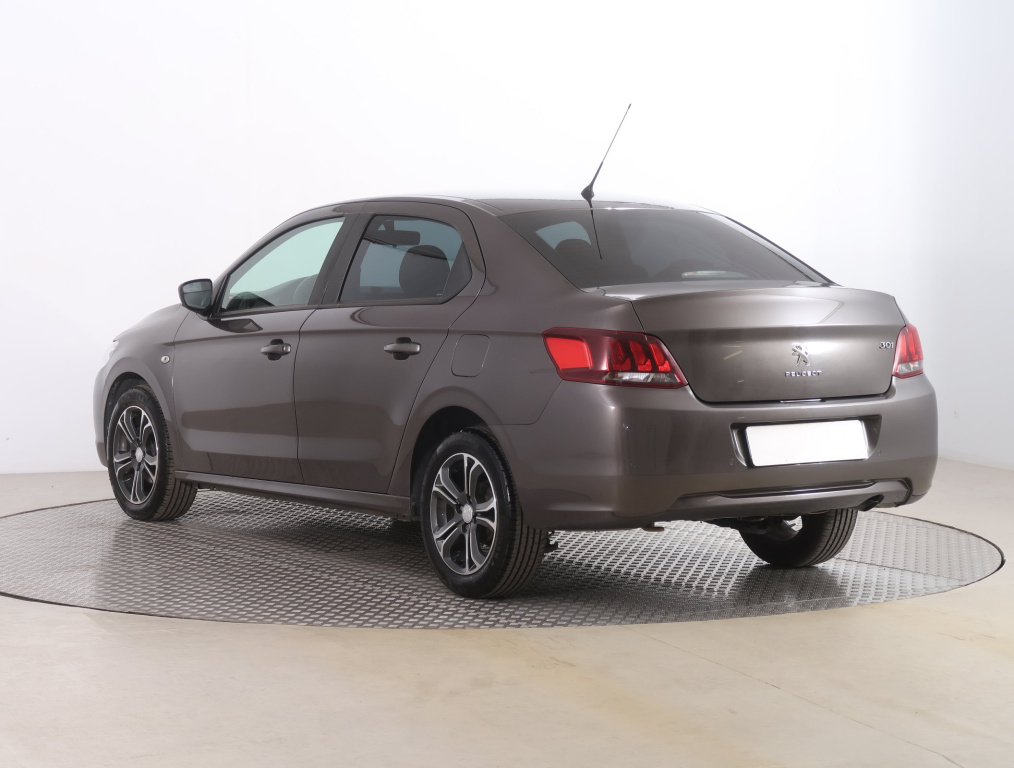 Peugeot 301