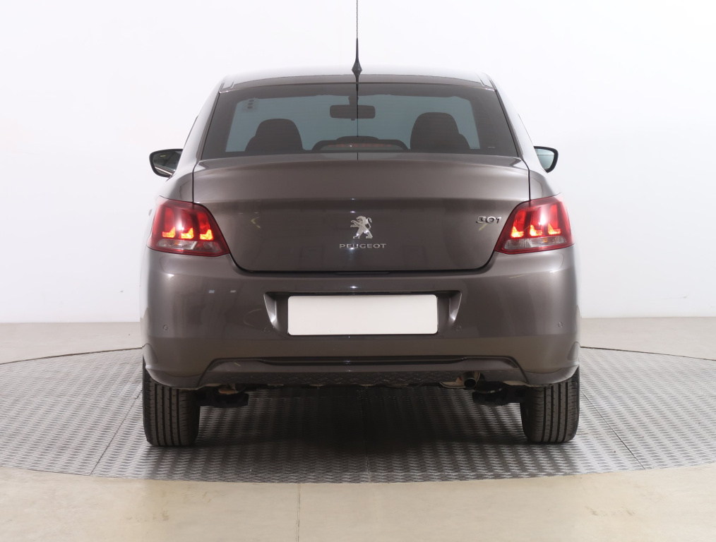 Peugeot 301
