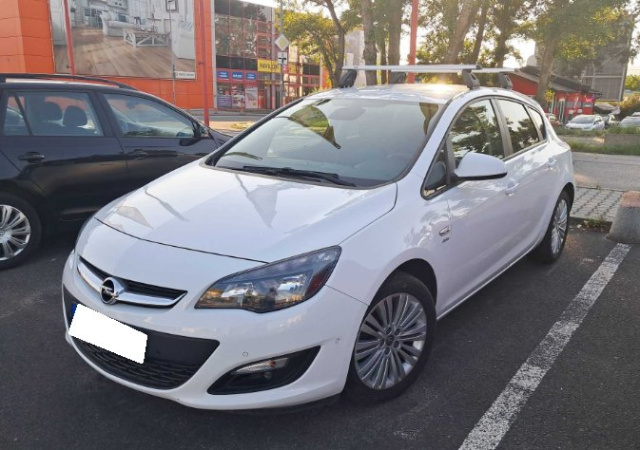 Opel Astra 2014