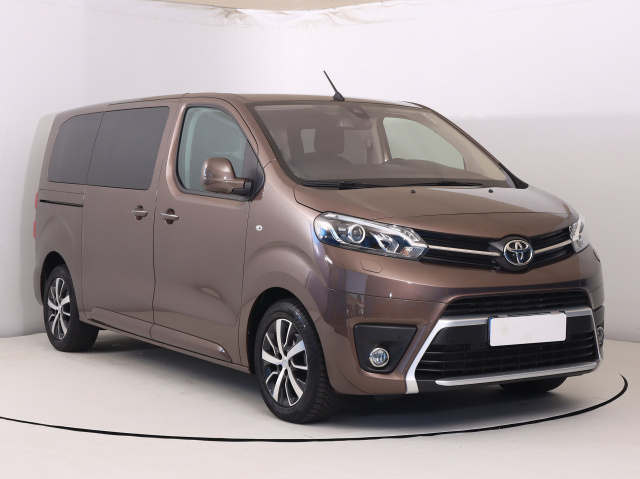 Toyota Proace Verso 2022
