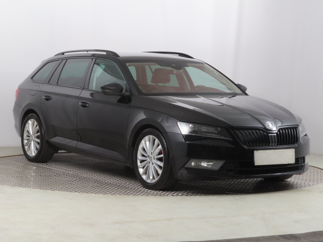Škoda Superb 2015