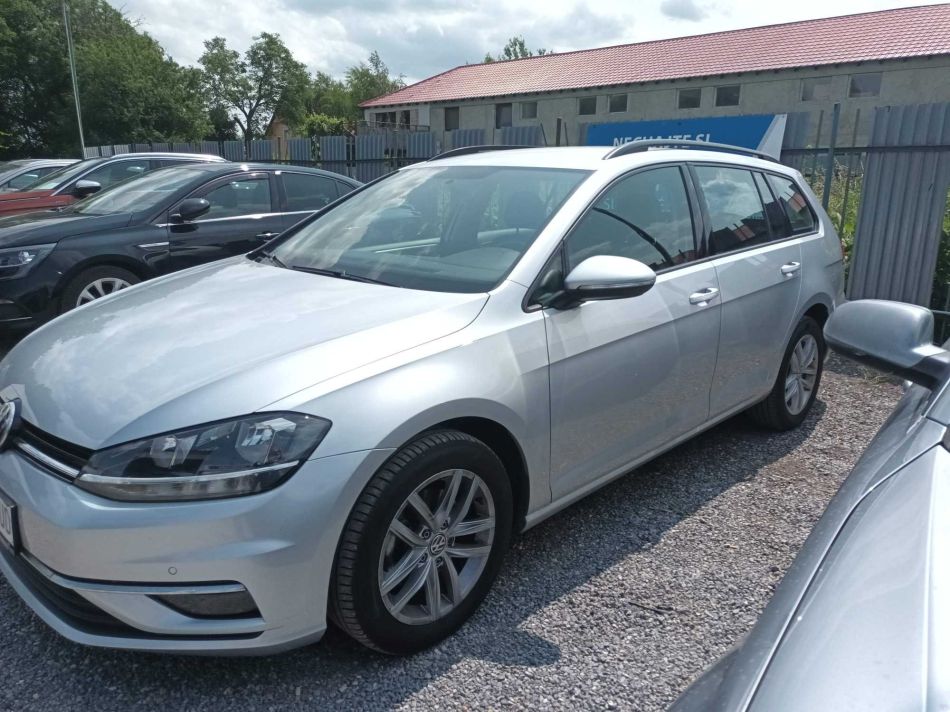 Volkswagen Golf - 2019
