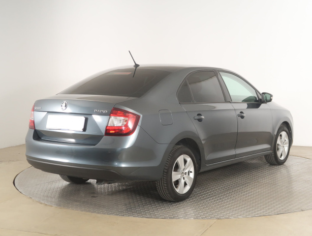 Škoda Rapid