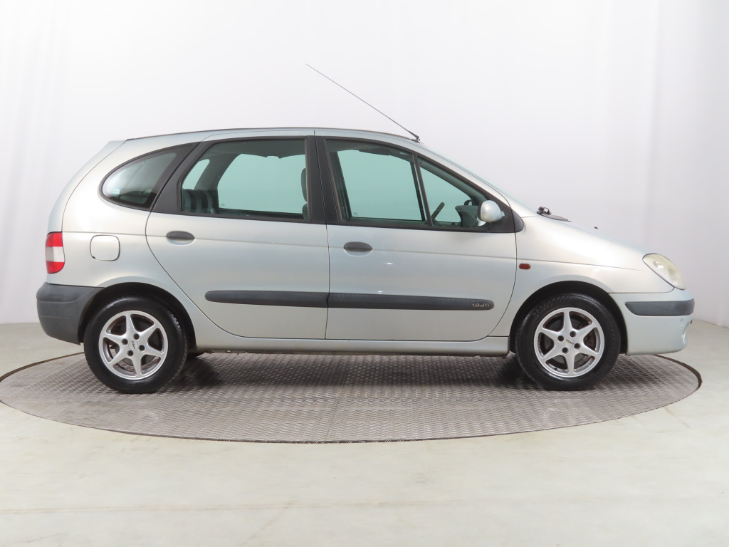 Renault Megane Scenic