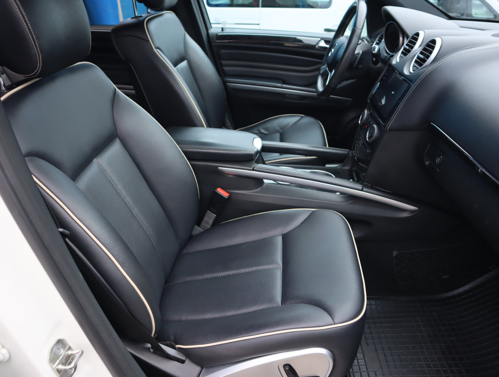 Mercedes-Benz ML