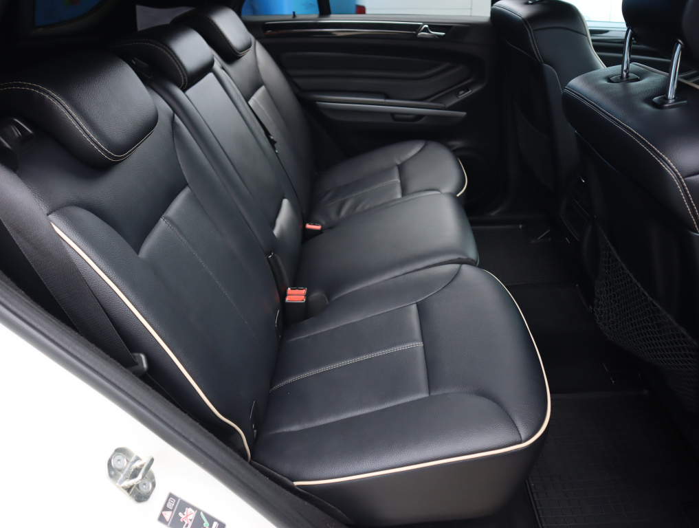 Mercedes-Benz ML