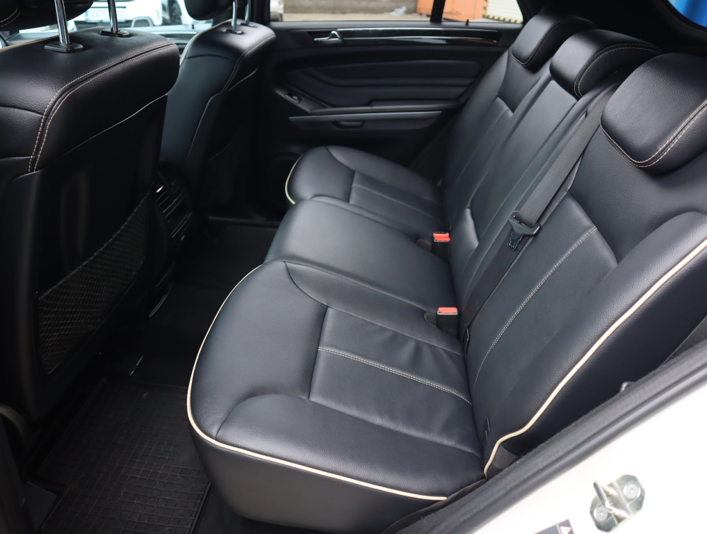 Mercedes-Benz ML