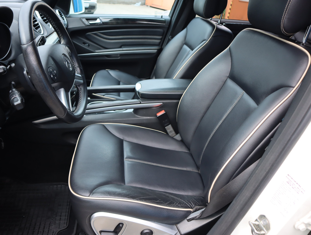 Mercedes-Benz ML